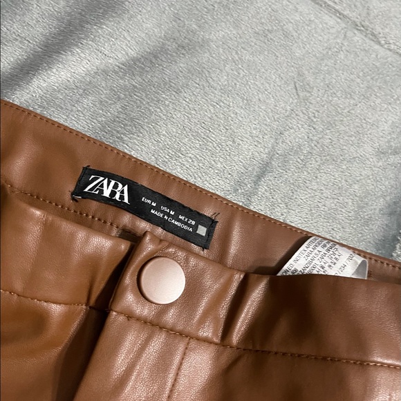 Leather pants with narrow legged worn once - Picture 2 of 3